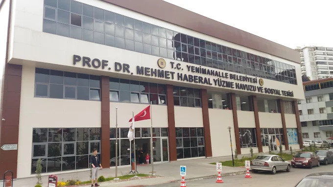 Prof. Dr. Mehmet Haberal Yüzme Havuzu ve Spor Kompleksi